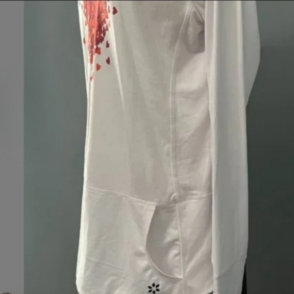 Nine West Heart Active Wear White with Heart Graphic Long Sleeve Size Medium - Picture 4 of 10